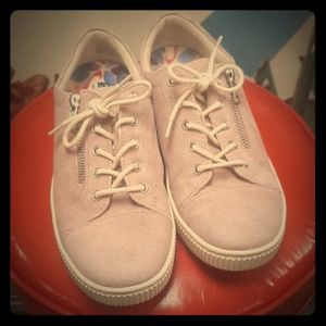 BORN SUEDE LACE UPS
